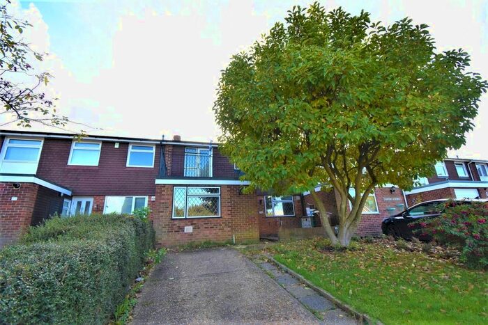 4 Bedroom Terraced House To Rent In Childscroft Road, Rainham, Gillingham, ME8