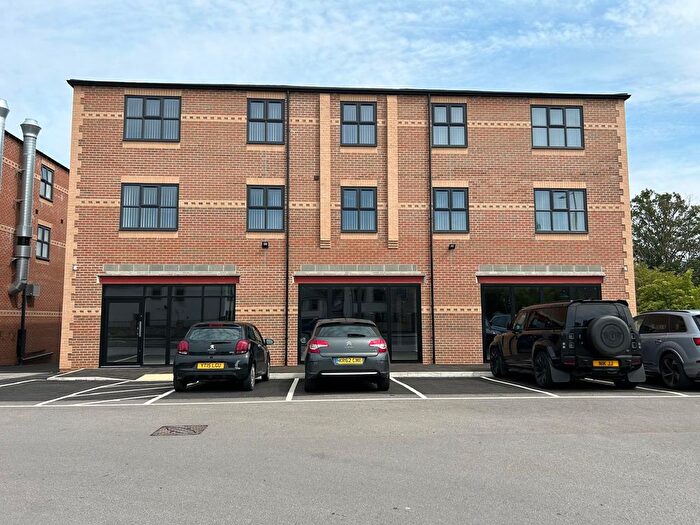 2 Bedroom Flat To Rent In Doncaster Road, Armthorpe, Doncaster, DN3