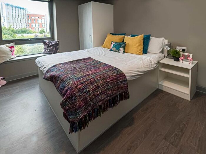 Studio To Rent In Castlebank Street, Glasgow, G11