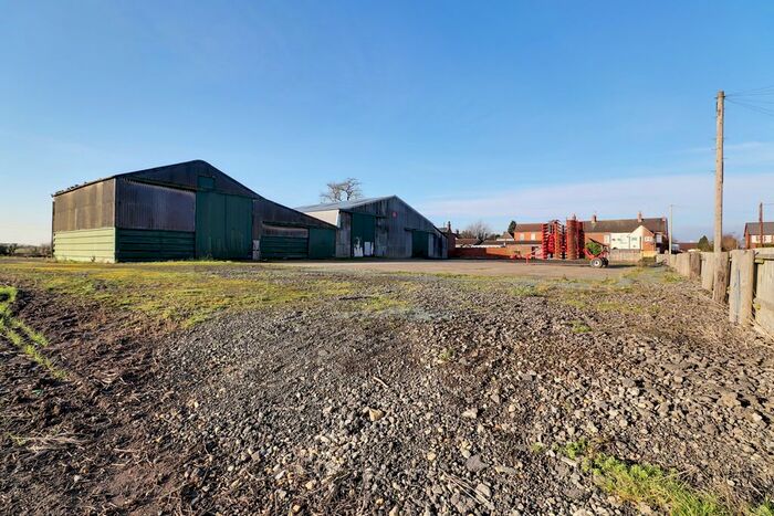 Property For Sale In South View Avenue, Scunthorpe, DN17