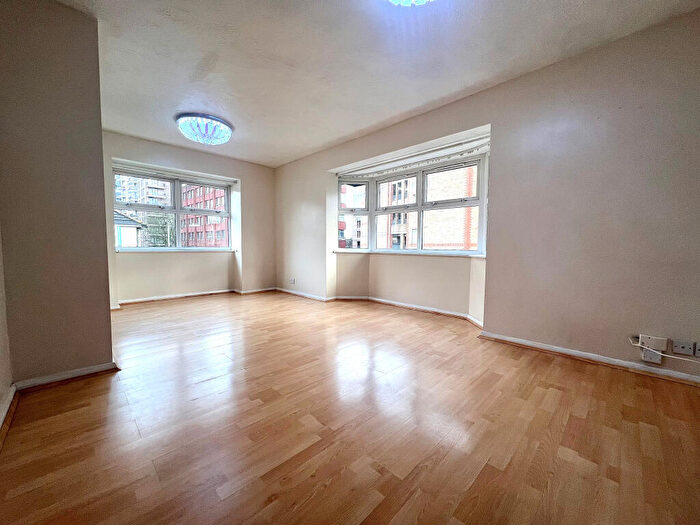 2 Bedroom Flat To Rent In Cuthberga Close, Barking, IG11