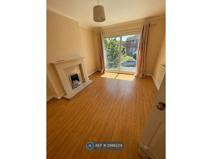 2 Bedroom Maisonette To Rent In Sunnybank Avenue, Coventry, CV3