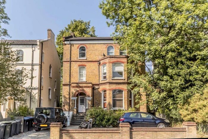 1 Bedroom Flat To Rent In Ewell Road, Surbiton, KT6