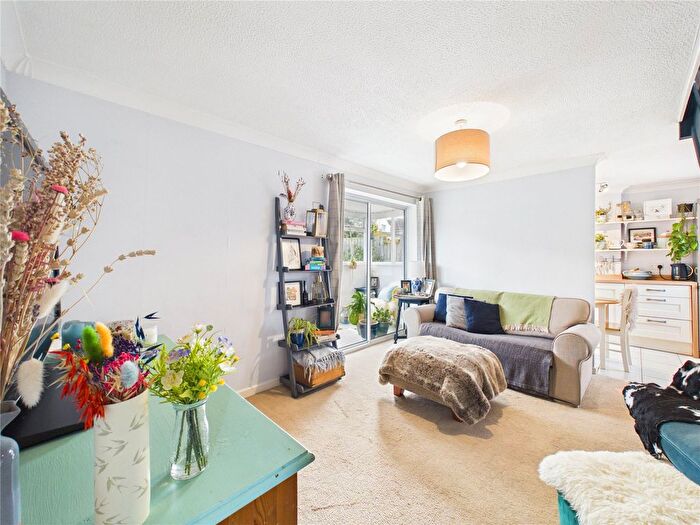 1 Bedroom Terraced House For Sale In Sidmouth Gardens, Bristol, BS3