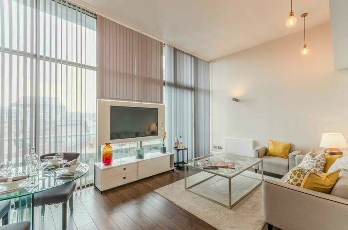 1 Bedroom Flat To Rent In City Road, City, London, EC1V