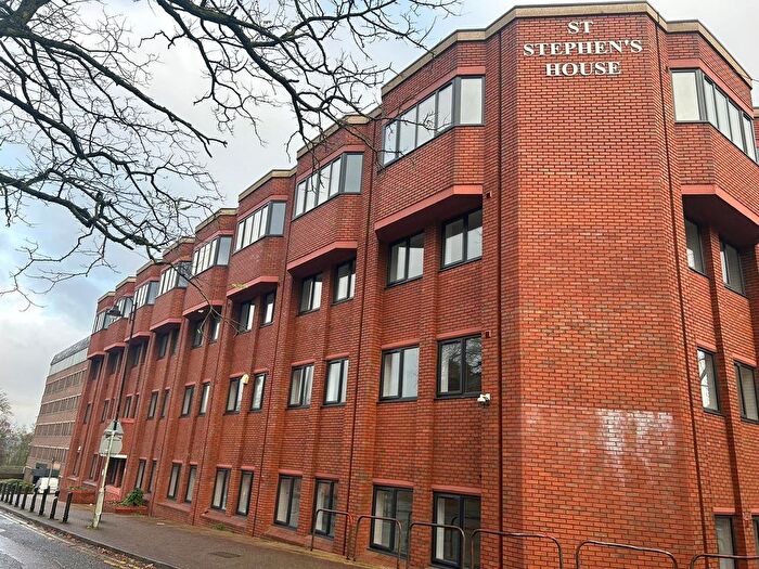 1 Bedroom Flat To Rent In St. Stephens House, Redditch, Worcestershire, B97