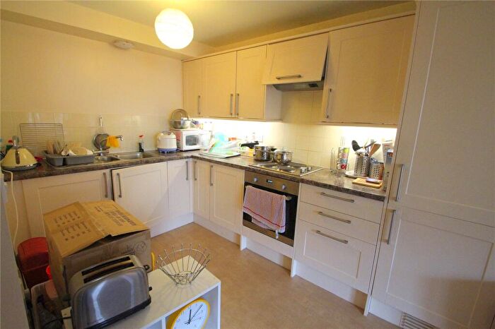 2 Bedroom Semi Detached House To Rent In Allington Road, Southville, Bristol, BS3