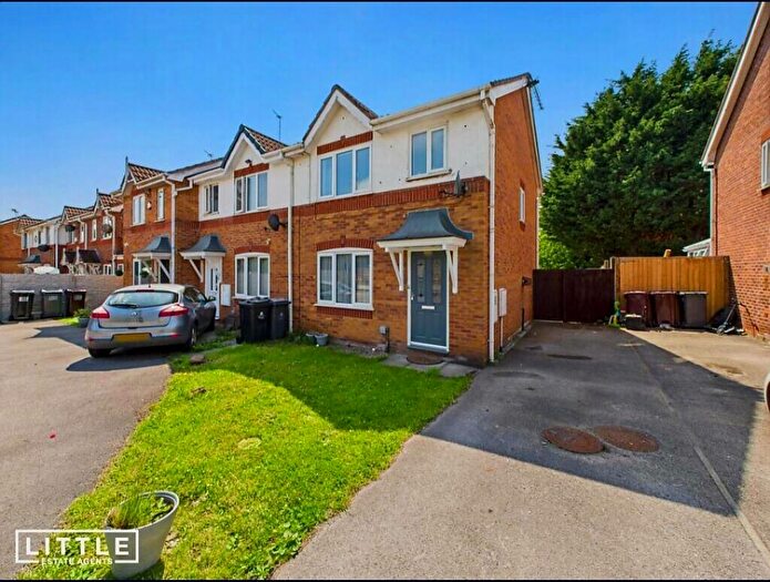 3 Bedroom Semi Detached House To Rent In Manorwood Drive, Whiston, L35