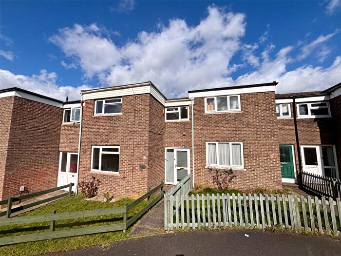 3 Bedroom Terraced House To Rent In Dryden Close, Basingstoke, Hampshire, RG24