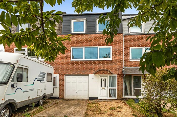 4 Bedroom Detached House For Sale In Laverstoke Close, Rownhams, Southampton, Hampshire, SO16