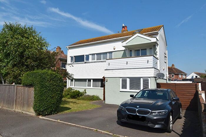 3 Bedroom Detached House For Sale In Brockman Crescent, Dymchurch, Romney Marsh, TN29