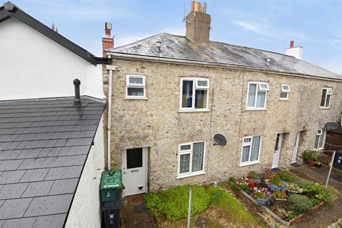 2 Bedroom Terraced House To Rent In Silver Street, Honiton, EX14