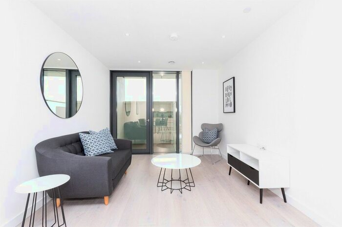 1 Bedroom Flat To Rent In City North Place, London, N4