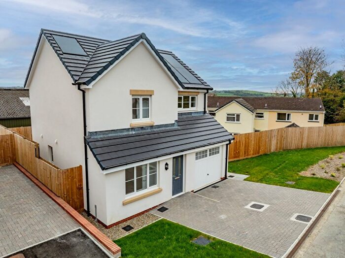 3 Bedroom Detached House For Sale In Cwrt Y Priordy, St Clears, SA33