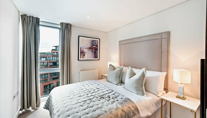 3 Bedroom Flat To Rent In Merchant Square East, London, W2