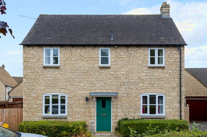3 Bedroom Detached House To Rent In Bourton-On-The-Water, Cheltenham, Gloucestershire, GL54