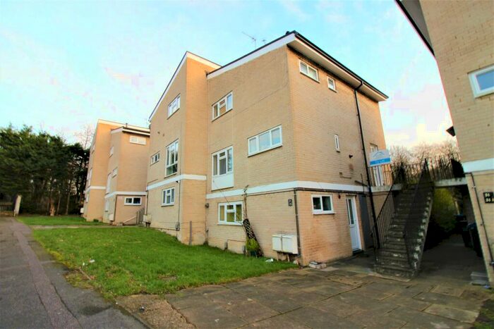 4 Bedroom Duplex To Rent In Deerswood Avenue, Hatfield, AL10