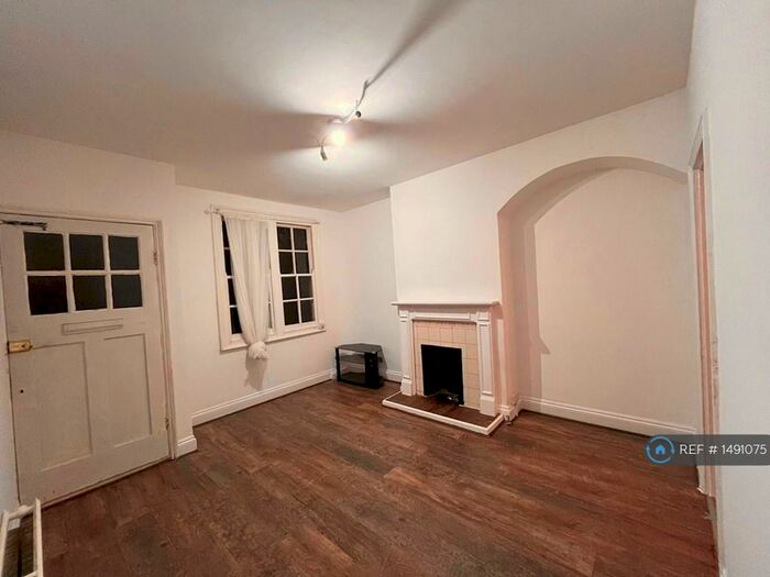 2 Bedroom Terraced House To Rent In Balliol Road, London, N17