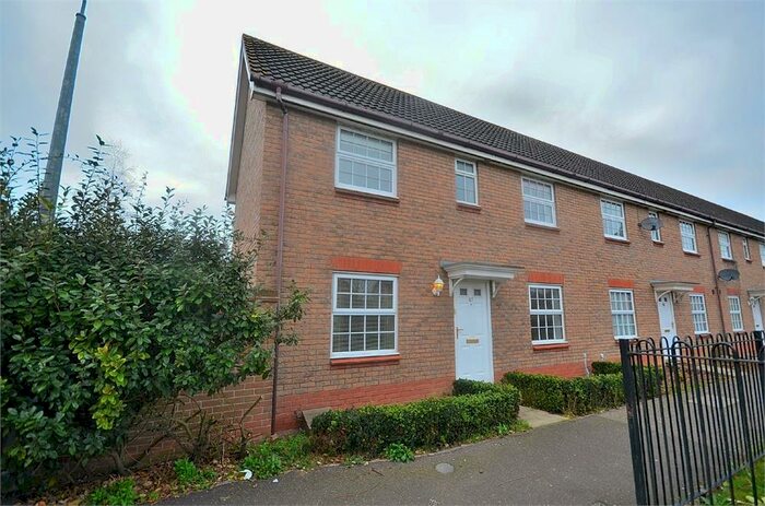 3 Bedroom End Of Terrace House To Rent In Gulls Croft, Braintree, CM7