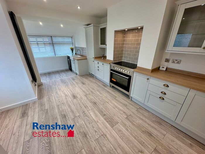 3 Bedroom Semi-Detached House To Rent In Gordon Street, Ilkeston, Derbyshire, DE7