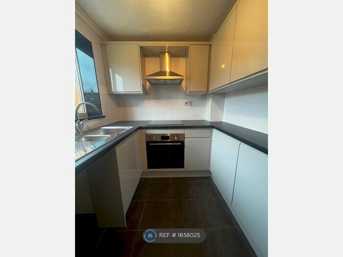 2 Bedroom Terraced House To Rent In Longfield, Witham, CM8