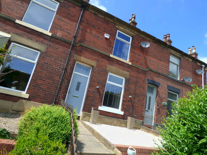 2 Bedroom House To Rent In Holcombe Road, Greenmount, BL8