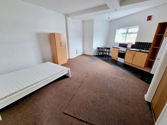 1 Bedroom Studio To Rent In Bewsey Road, Bewsey, Warrington, WA5
