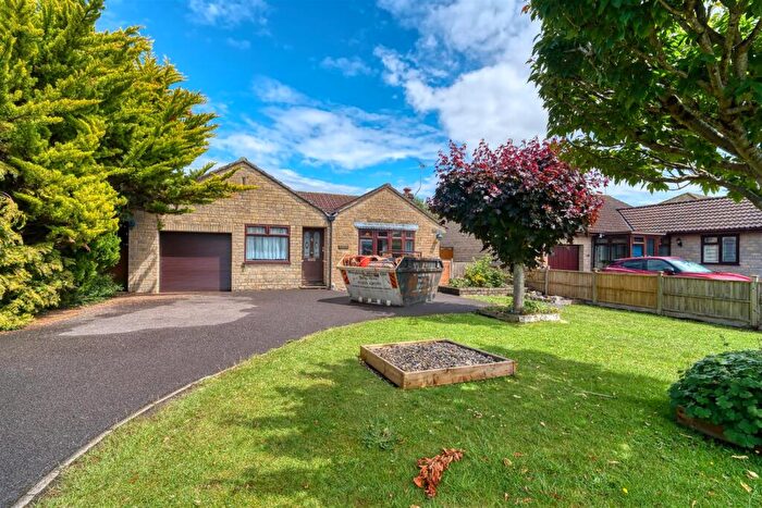 3 Bedroom Detached Bungalow For Sale In Elm Hill, Motcombe, Shaftesbury, SP7
