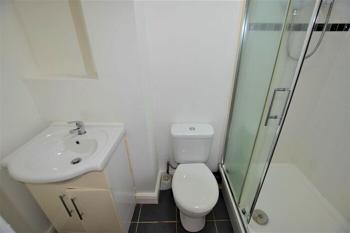 Studio To Rent In Fosse Road South, Leicester, LE3