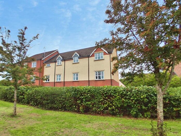 2 Bedroom Apartment For Sale In Wordsworth Avenue, Stratford-upon-Avon, CV37