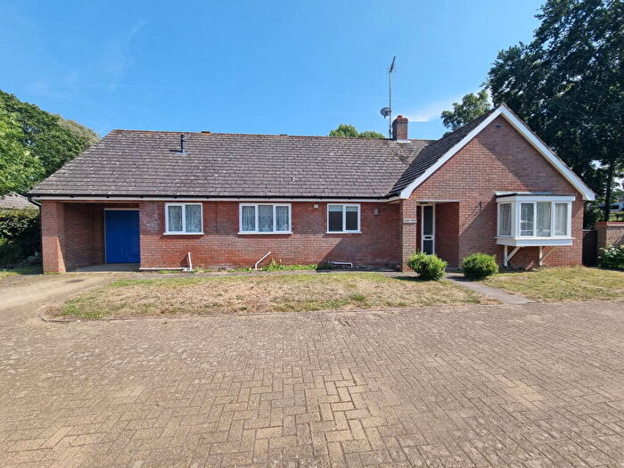 3 Bedroom Detached Bungalow For Sale In Framlingham, Suffolk, IP13