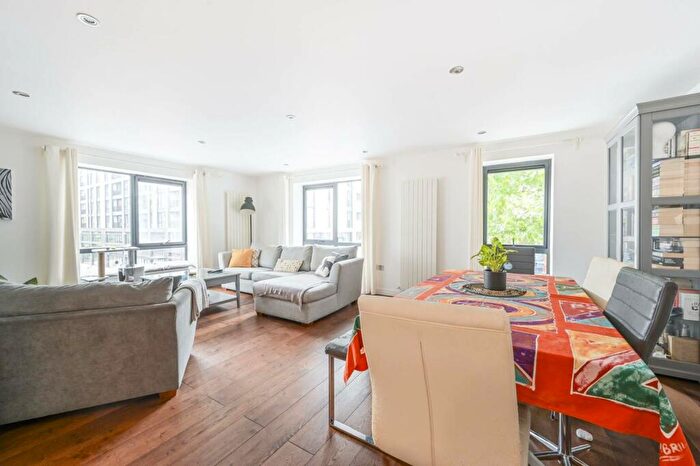 4 Bedroom Flat To Rent In Blair Street, , Poplar, London, E14