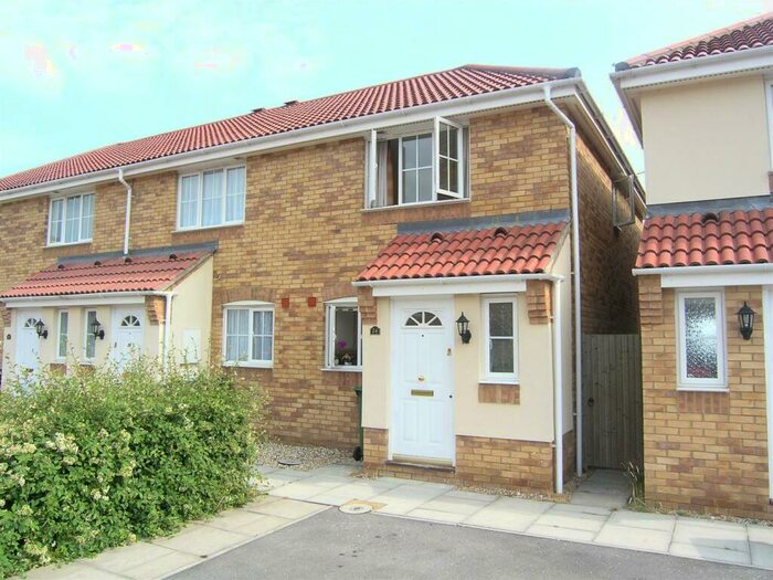 2 Bedroom End Of Terrace House To Rent In Wentworth Crescent, Beggarwood, Basingstoke, RG22