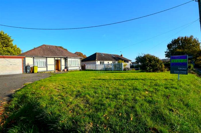 2 Bedroom Detached Bungalow For Sale In Kent Street, Sedlescombe, TN33