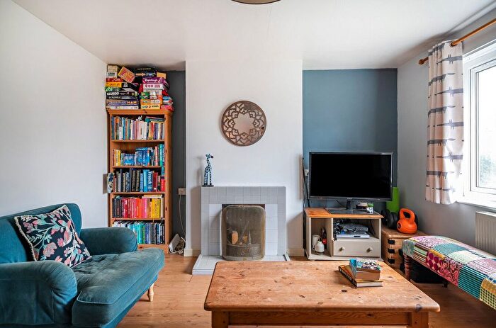 2 Bedroom Flat For Sale In Mundays Mead, Wincanton, Somerset, BA9