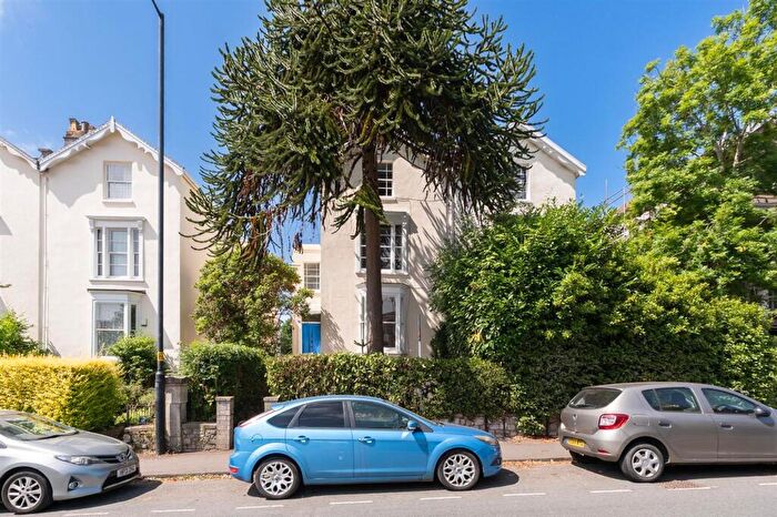 5 Bedroom House To Rent In Hampton Road, Bristol, BS6