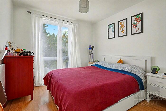 1 Bedroom Flat For Sale In Faraday House, Velocity Way, Enfield, EN3