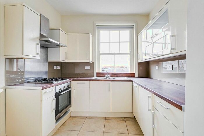 3 Bedroom Flat To Rent In Rugby Mansions, Bishop Kings Road, London, W14