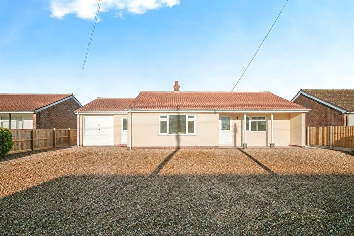 3 Bedroom Detached Bungalow For Sale In Church Road, Newton, Sudbury, CO10