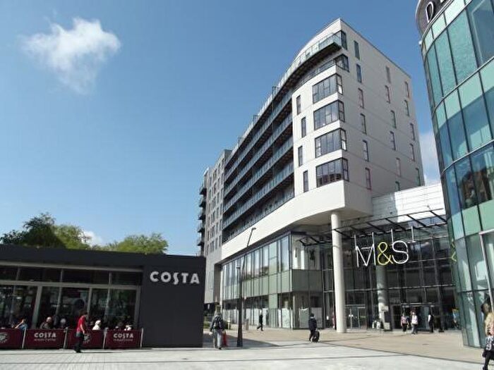 1 Bedroom Apartment For Sale In St Johns Gardens, Bury, BL9