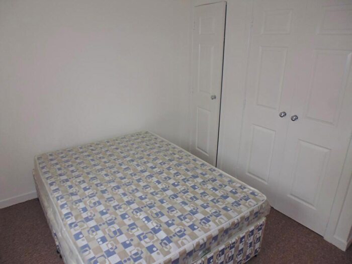 2 Bedroom Apartment To Rent In Hamiltonhill Gardens, Glasgow, G22