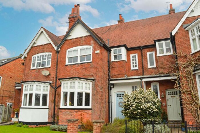 4 Bedroom Terraced House For Sale In Knighton Road, Knighton, Leicester, LE2