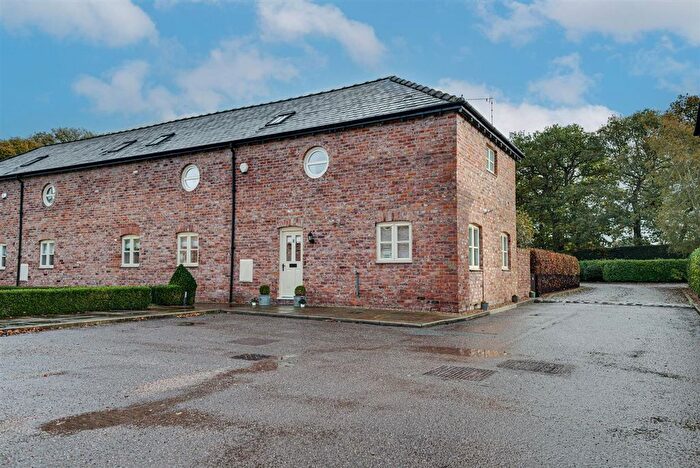 3 Bedroom Semi-Detached House For Sale In Smethwick Lane, Brereton, CW11