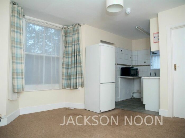 Studio To Rent In Pound Lane, Epsom KT19