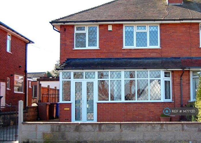 3 Bedroom Semi-Detached House To Rent In Courtway Drive, Stoke-On-Trent, ST1