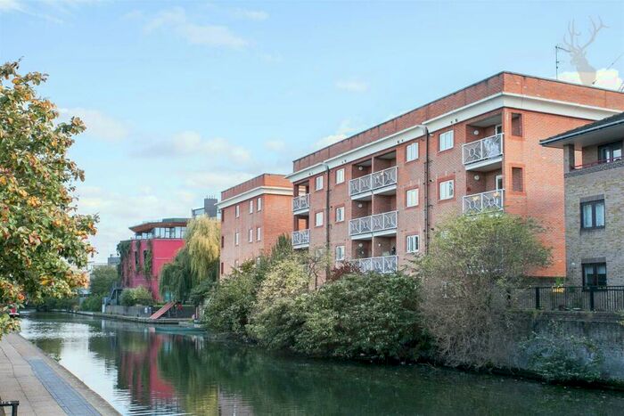 2 Bedroom Flat To Rent In Nursery Lane, Haggerston, London, E2