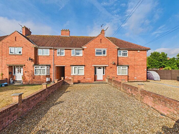 3 Bedroom Terraced House For Sale In Sunnybank Road, Bridgwater, TA6
