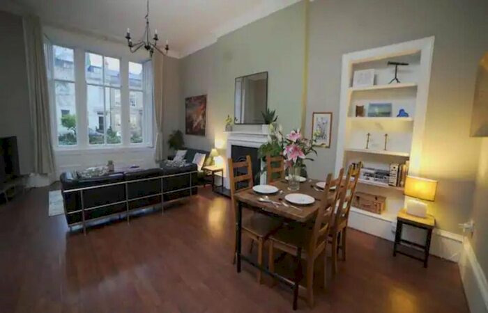 1 Bedroom Flat To Rent In Lansdowne Crescent, Glasgow, G20