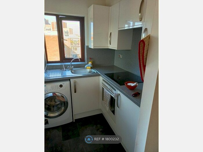 1 Bedroom Flat To Rent In Wicket Road, London, UB6