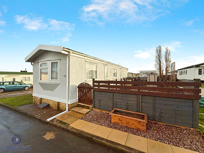 1 Bedroom Retirement Property For Sale In Cheveley Park, Grantham, NG31